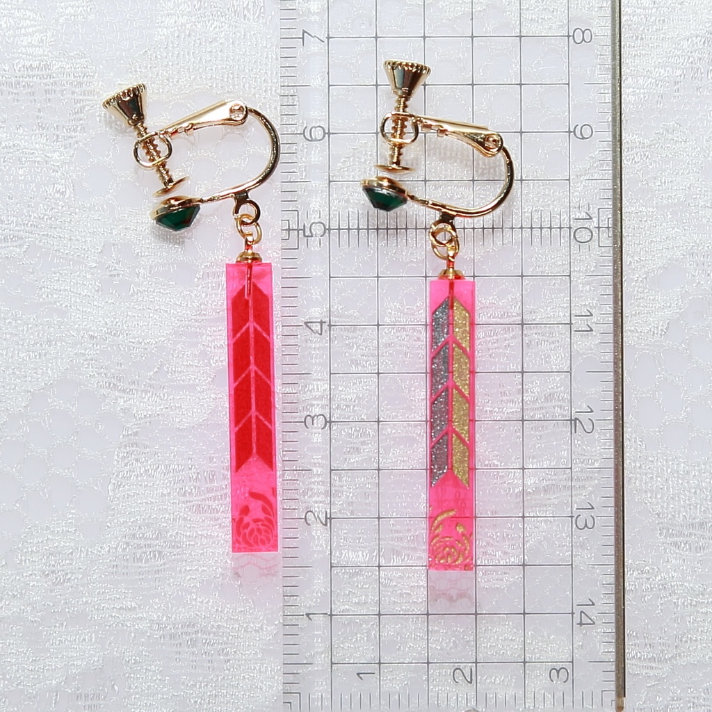 沙代さん概念イヤリング