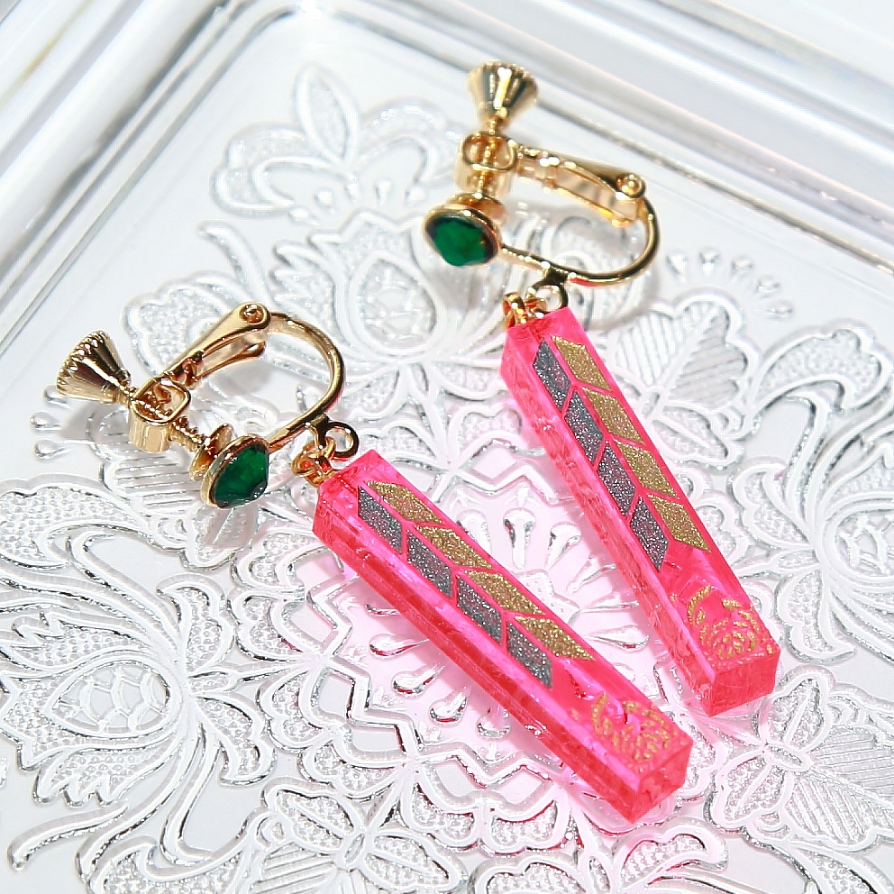 沙代さん概念イヤリング