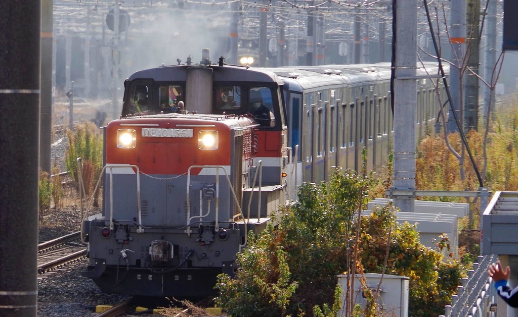 新車ストーキング!