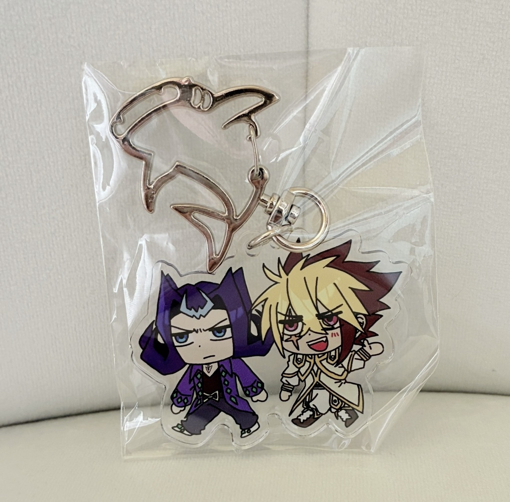 凌牙とⅣアクキー