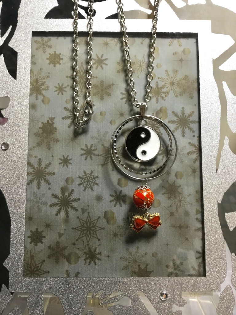 博麗霊夢イメージペンダント