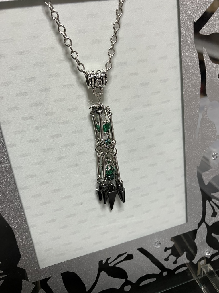 チリちゃんイメージネックレス