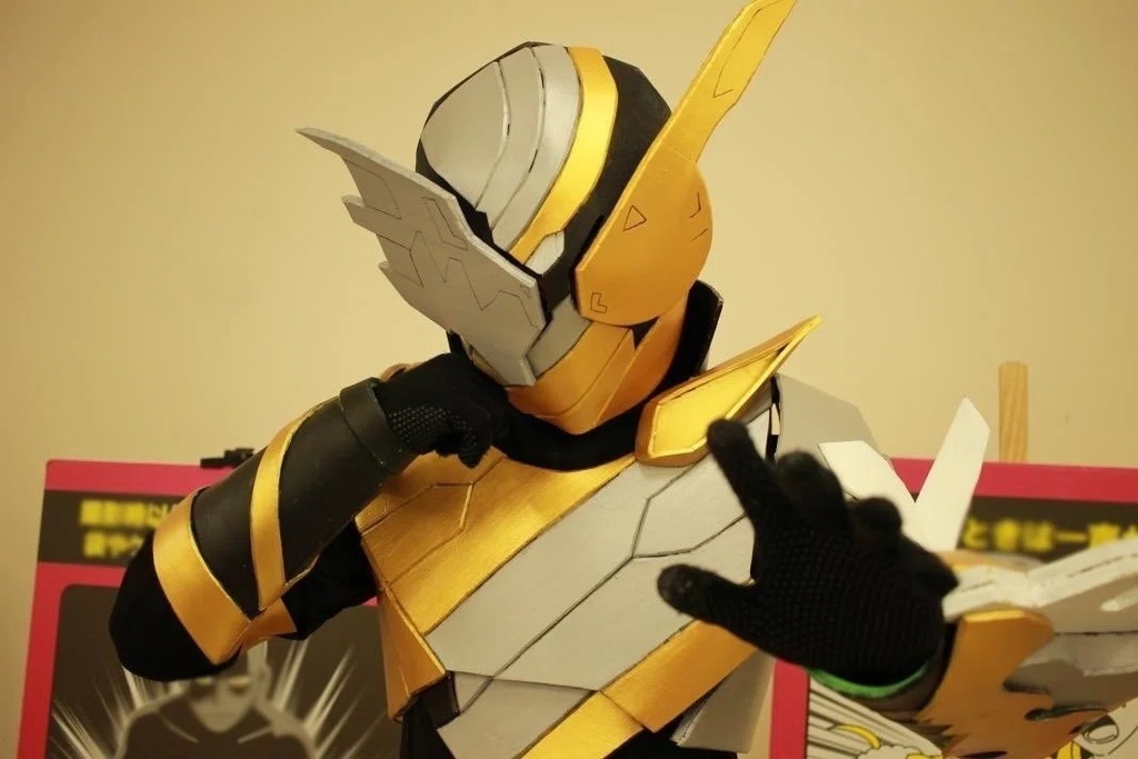 まさかの素材ライダー写真
