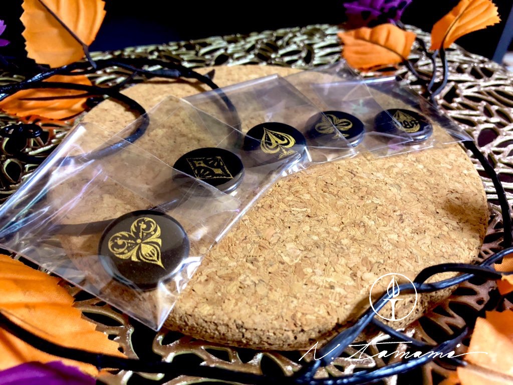 ハロウィンガールズ「トランプマーク缶バッジ」単品