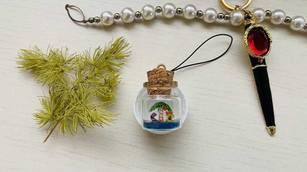 ラッコとウミヘビのミニチュアバカンス(送料別)