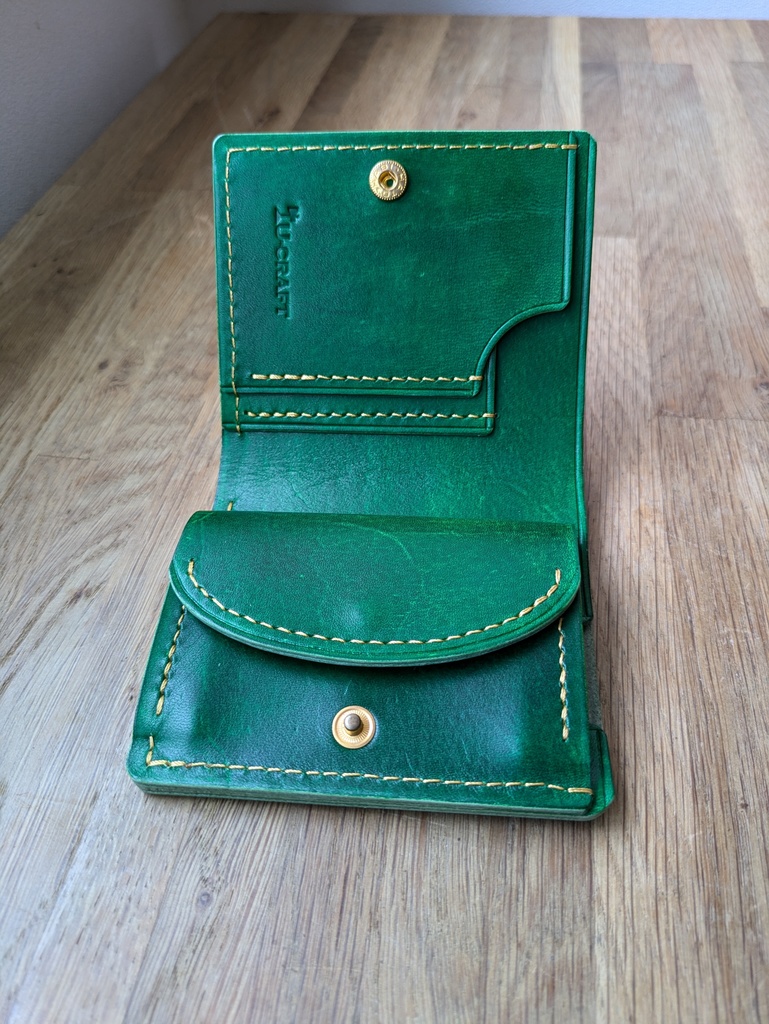 革のハーフウォレット(グリーン)