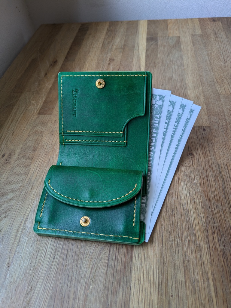 革のハーフウォレット(グリーン)