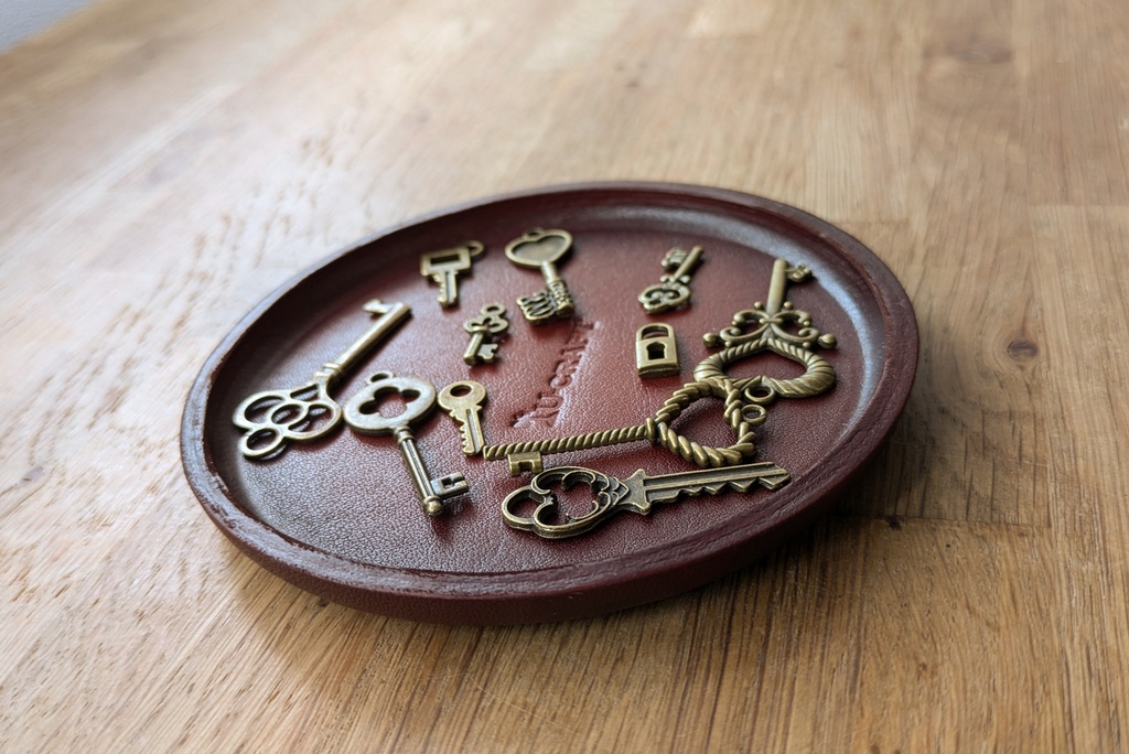 革のトレー(マホガニー)