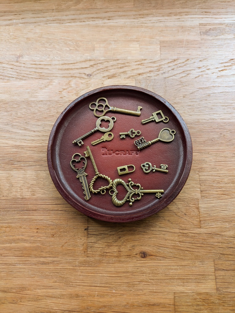 革のトレー(マホガニー)