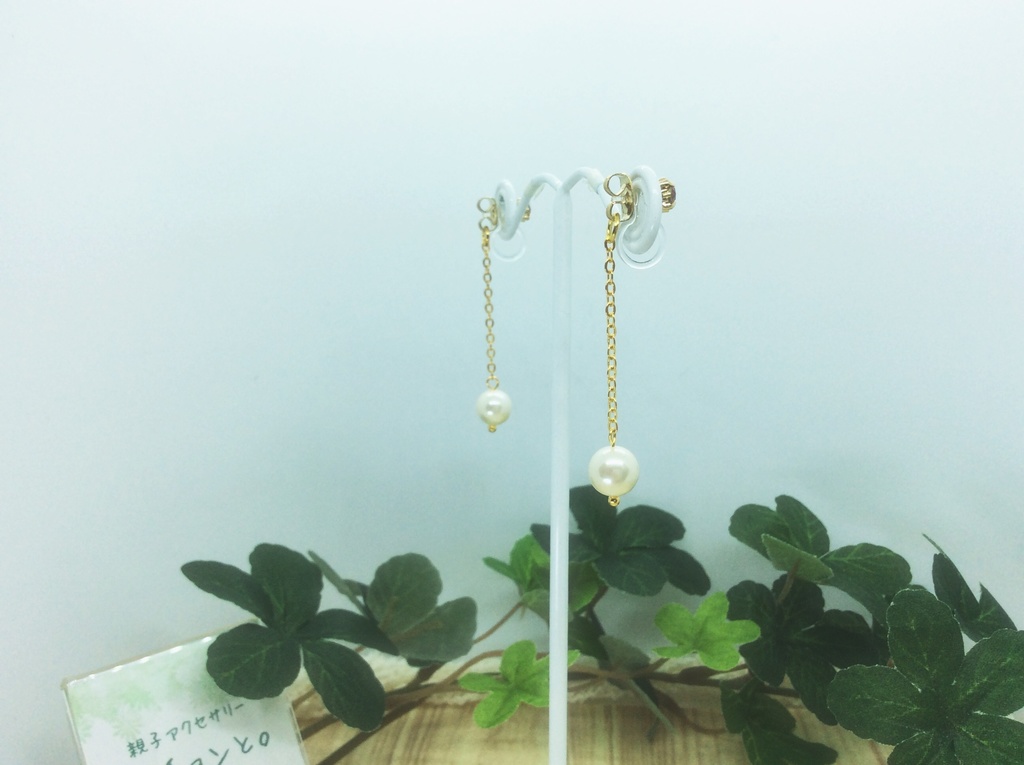 スワロフスキーのフェイクピアス【B】