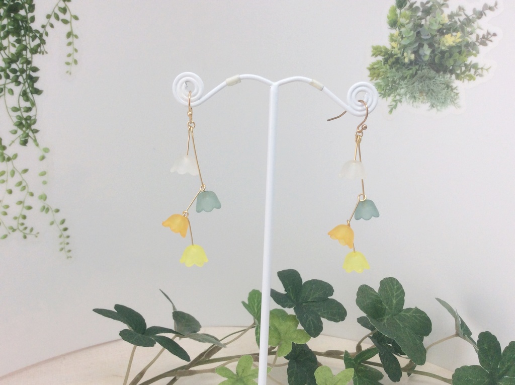 【暖色】連なるお花のピアス*イヤリング