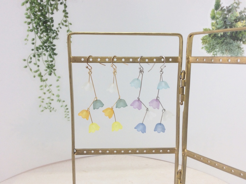 【寒色】連なるお花のピアス*イヤリング