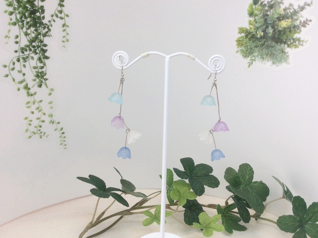 【寒色】連なるお花のピアス*イヤリング