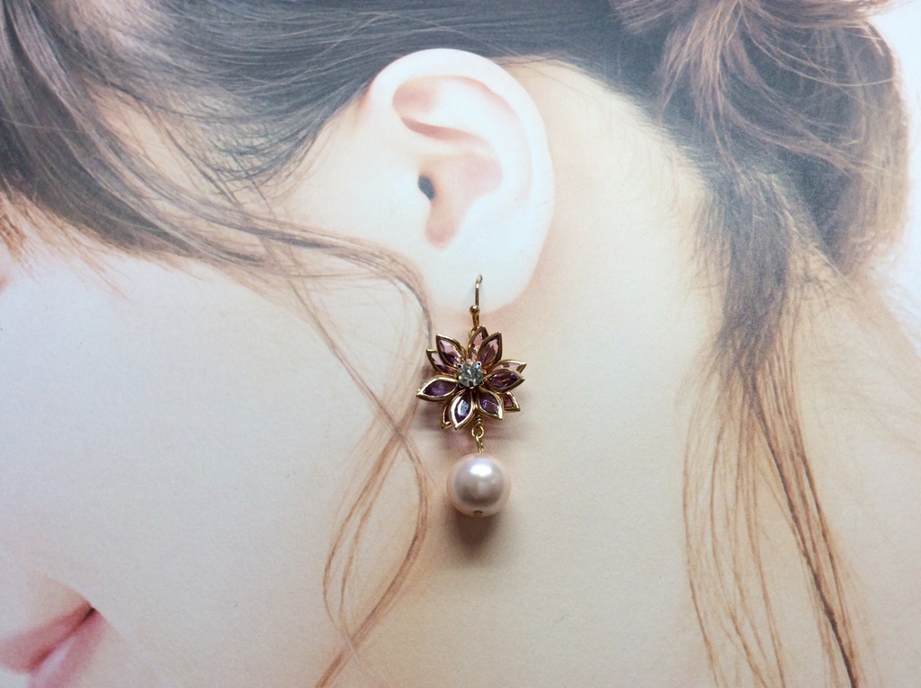 【ピンク系】ゴージャスお花とパールのピアス*イヤリング