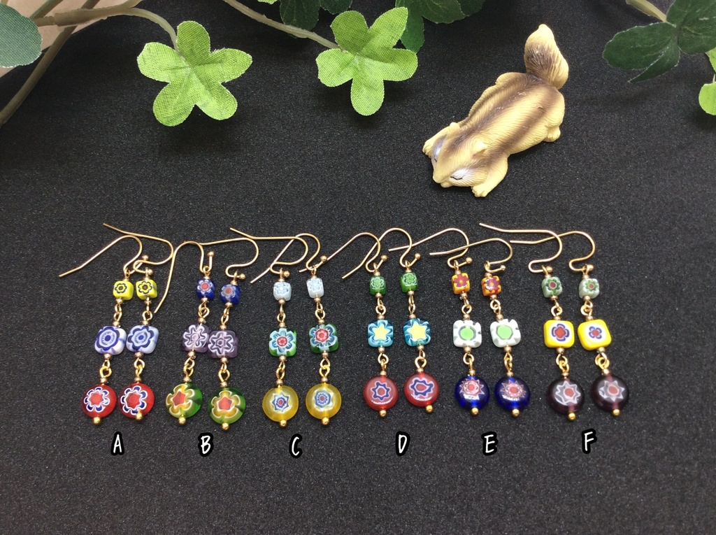 Handmadeピアス❀ラメリトルウッズとミルフィオリポストピアス-