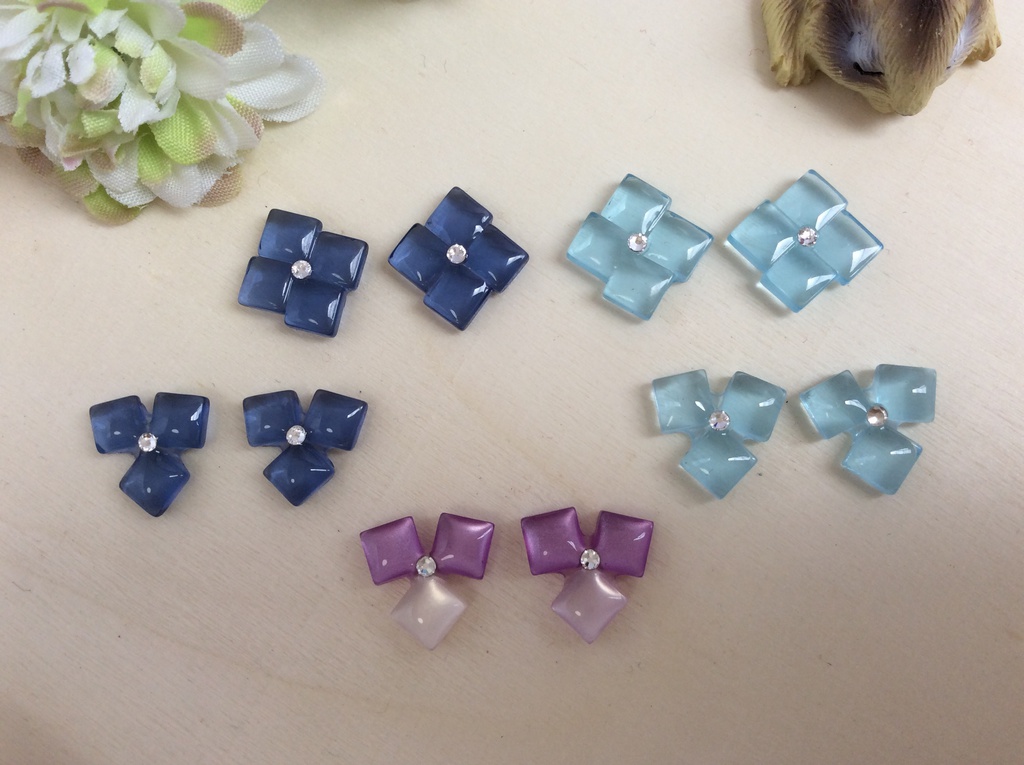 キラキラあじさいのノンホールピアス