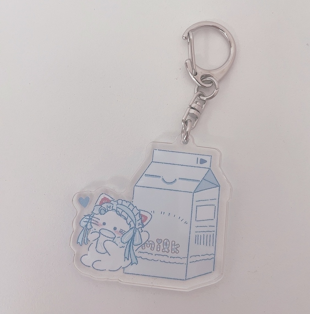 おめかしにゃんことミルク アクキー