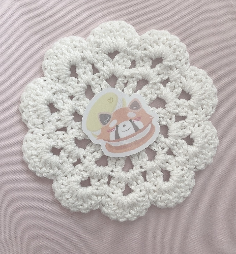 レッサーちゃんマカロン スマホステッカー