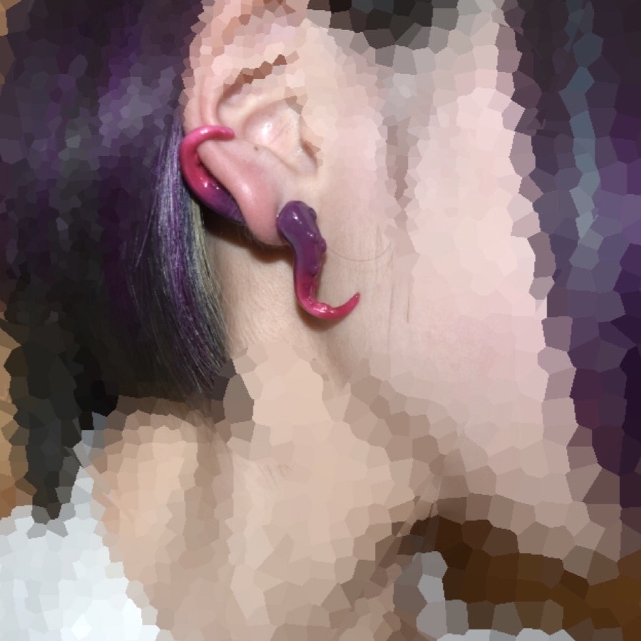 ハスター様の触手ピアス (右耳用)