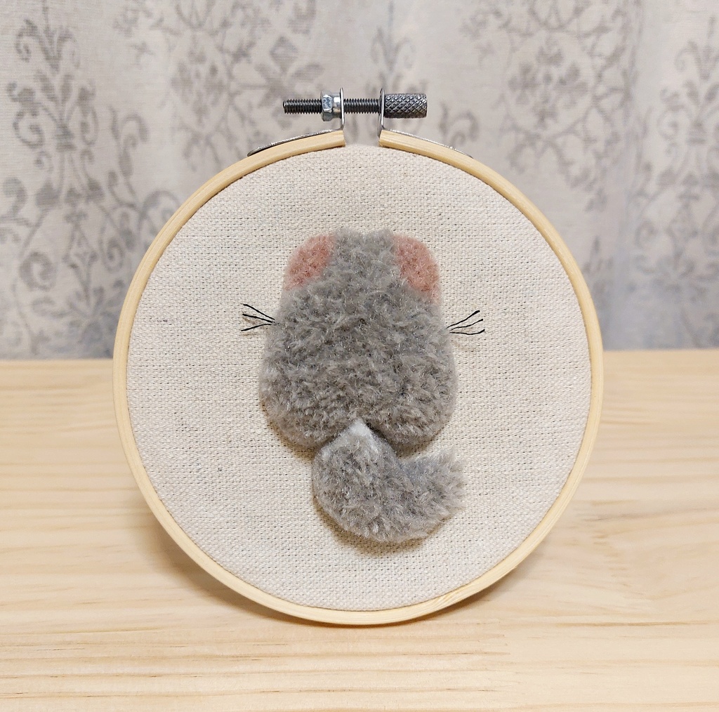 チンチラ 後ろ姿の壁飾り