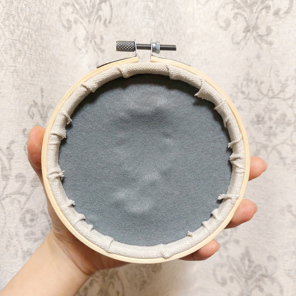 チンチラ 後ろ姿の壁飾り