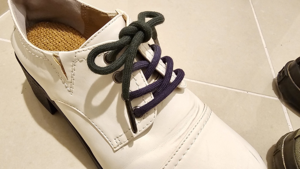 【靴紐】丸紐さねげん(70cm)※アグレットの色を選んでカートに入れて下さい