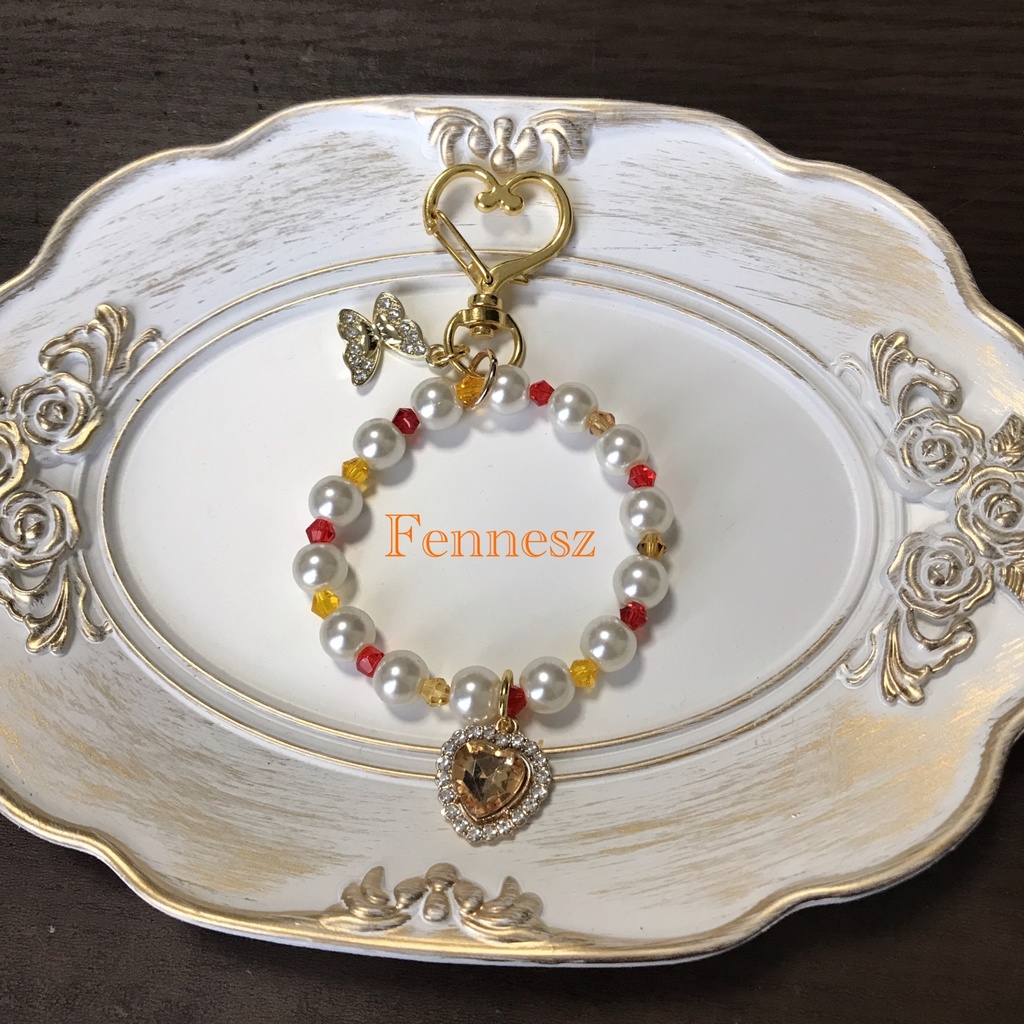 aknkイメージチャームキーホルダー