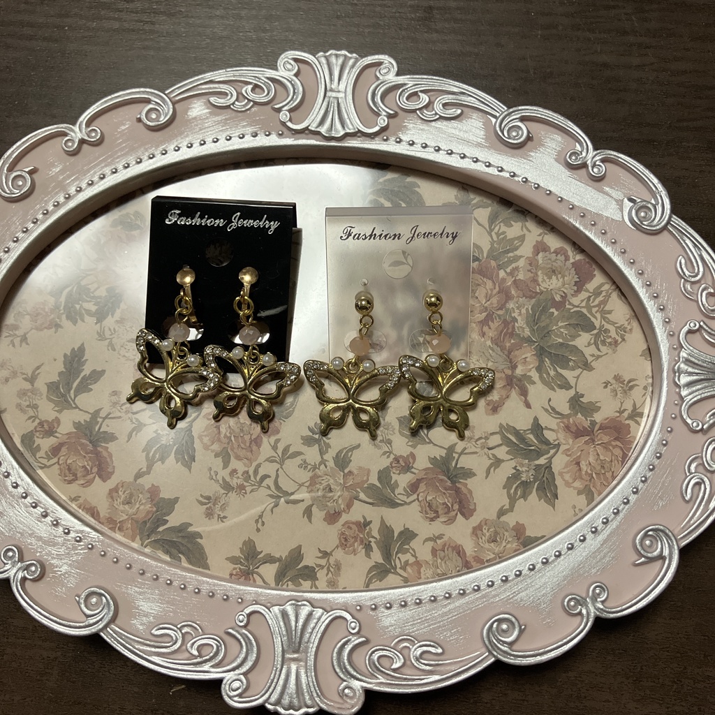 aknkイメージイヤーアクセ(2階)