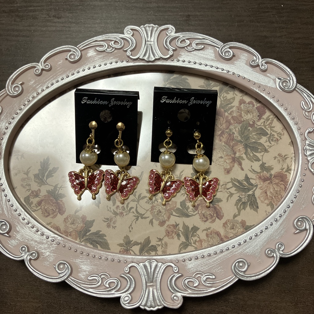 aknkイメージイヤーアクセ(1階)