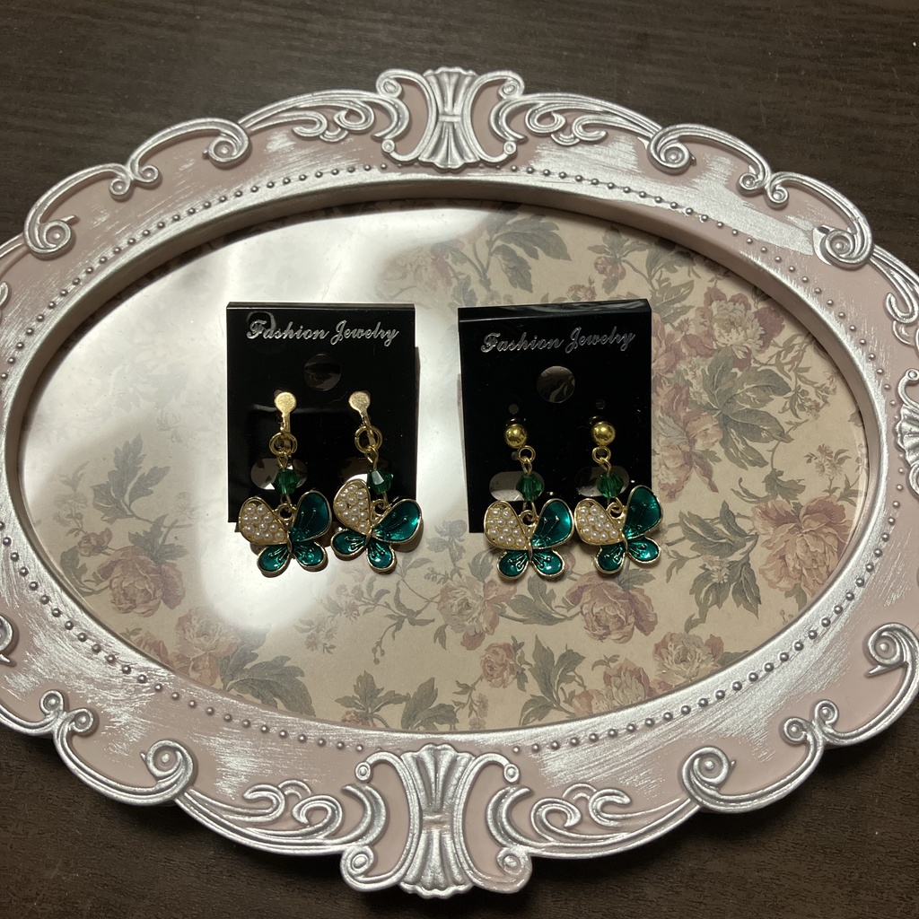 aknkイメージイヤーアクセ(3階)