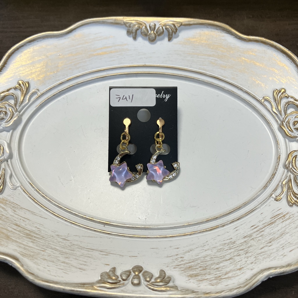 aknkイメージイヤーアクセ(3階)