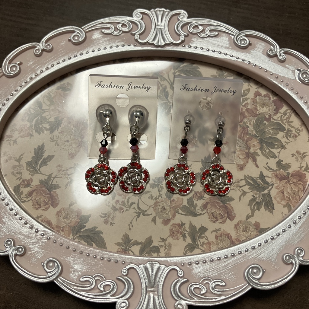 aknkイメージイヤーアクセ(別邸)