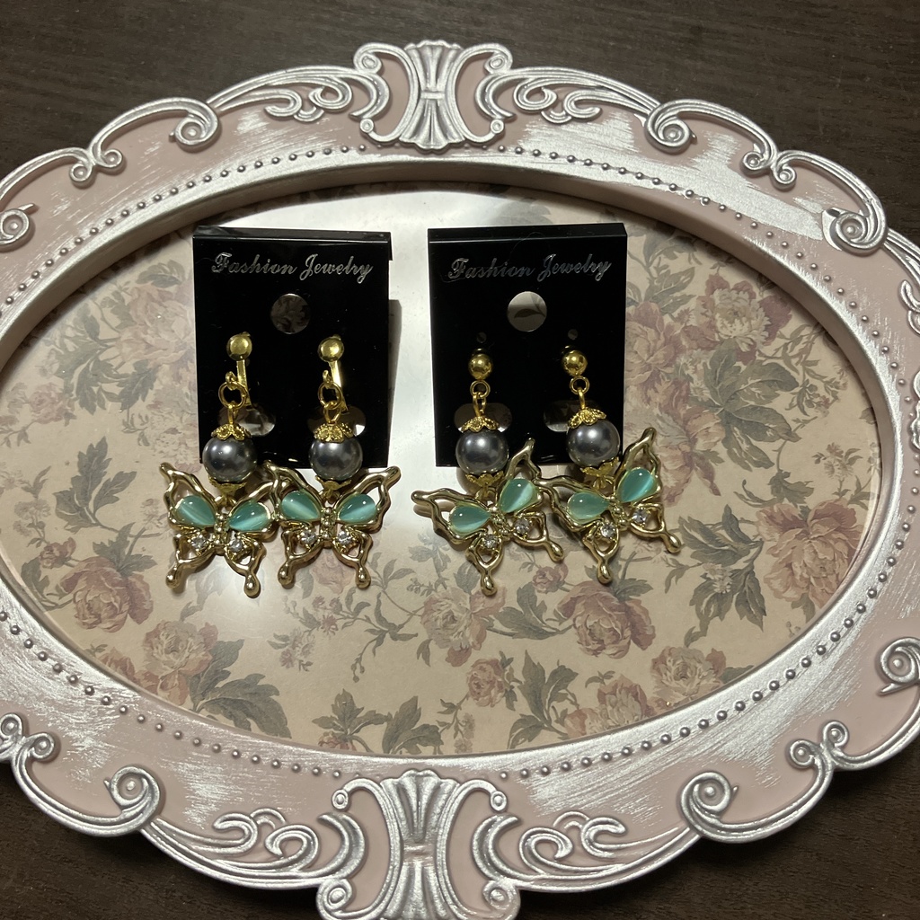 aknkイメージイヤーアクセ(別邸)