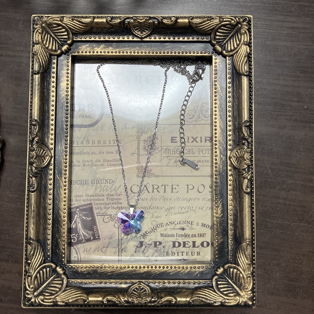 Cristal de papillonネックレス