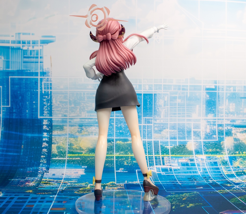 陸八魔アル【未塗装ガレージキット】