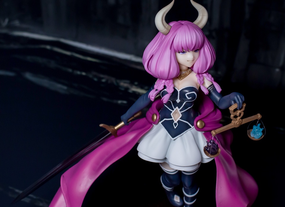 【となモ8】断頭台のアウラ