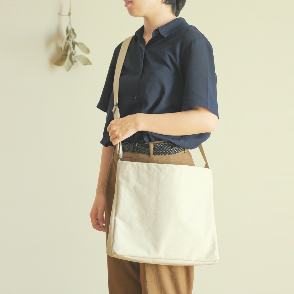 【ソラ様用】四角いショルダートート