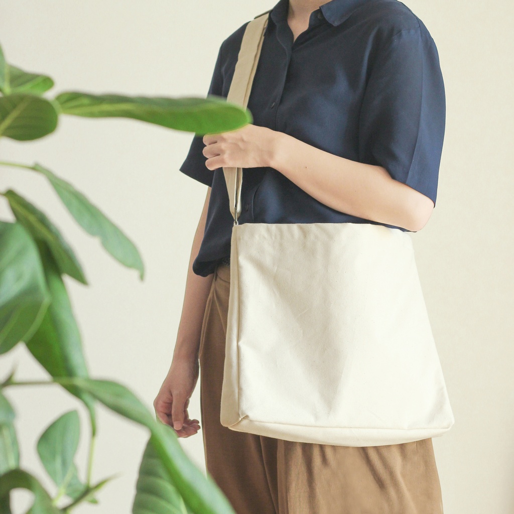 【ソラ様用】四角いショルダートート