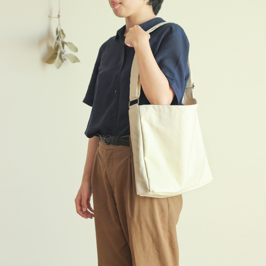 【ソラ様用】四角いショルダートート