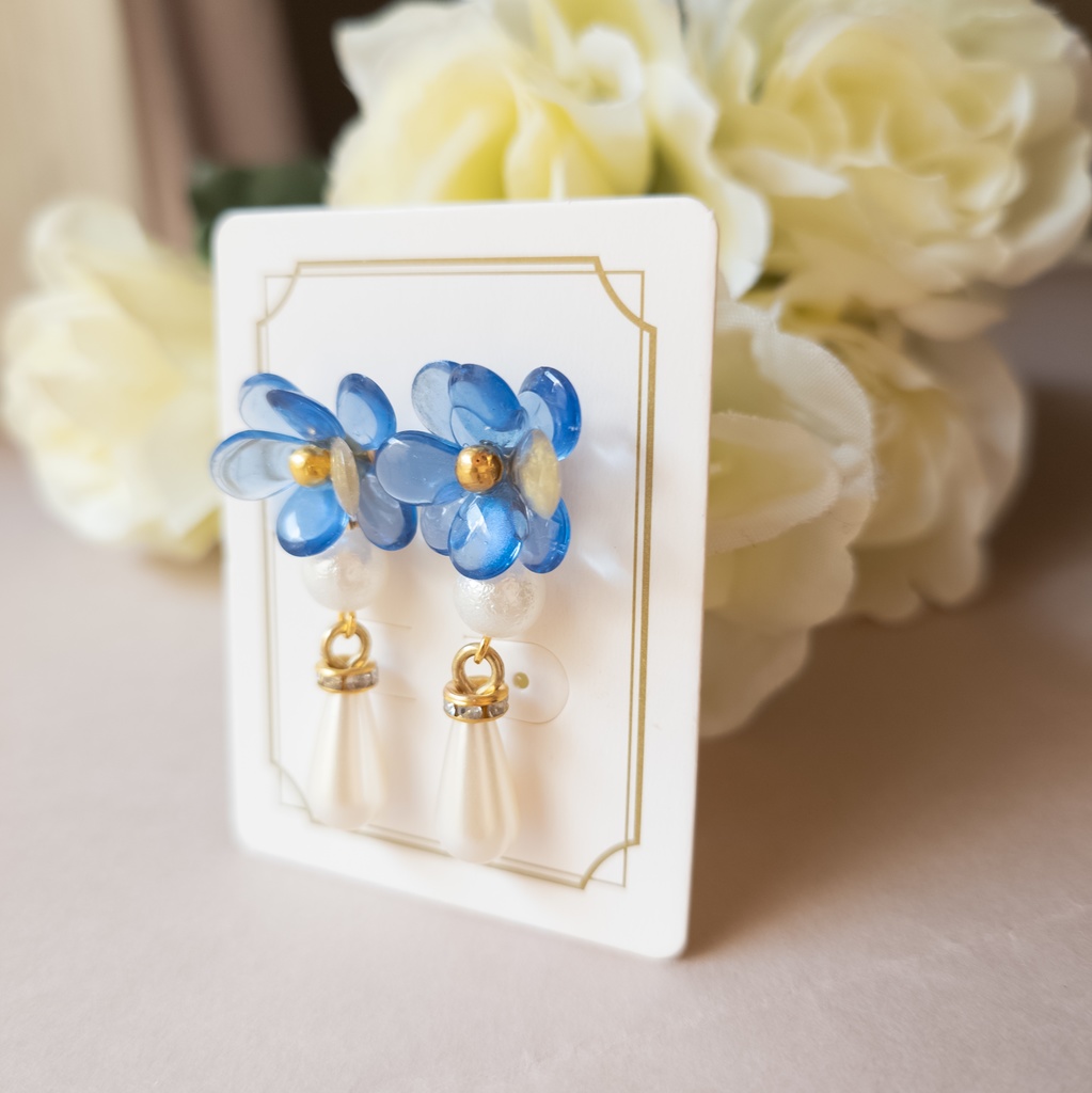 立体フラワーピアス