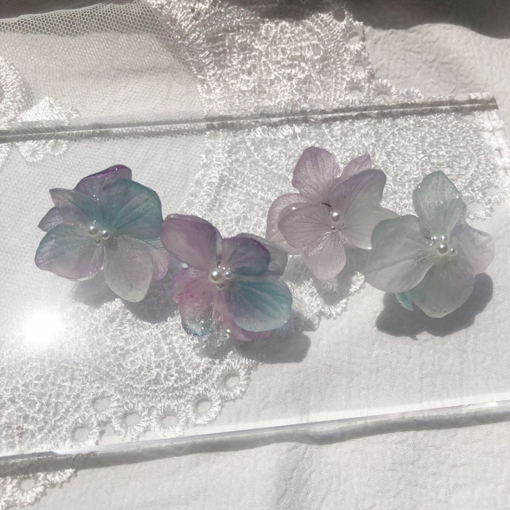 no.3 マーメイドカラーの紫陽花ピアス Mermaid あじさい ドライフラワー ハンドメイドピアス