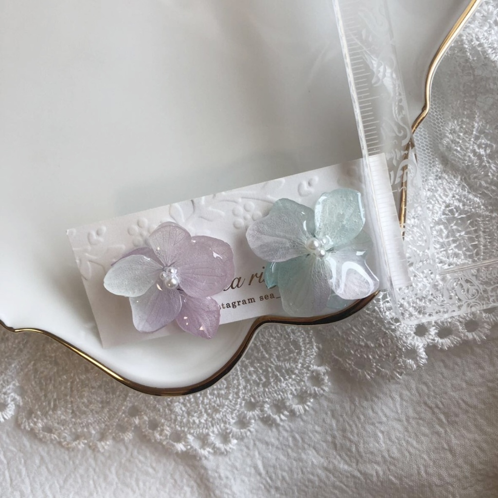 no.3 マーメイドカラーの紫陽花ピアス Mermaid あじさい ドライフラワー ハンドメイドピアス