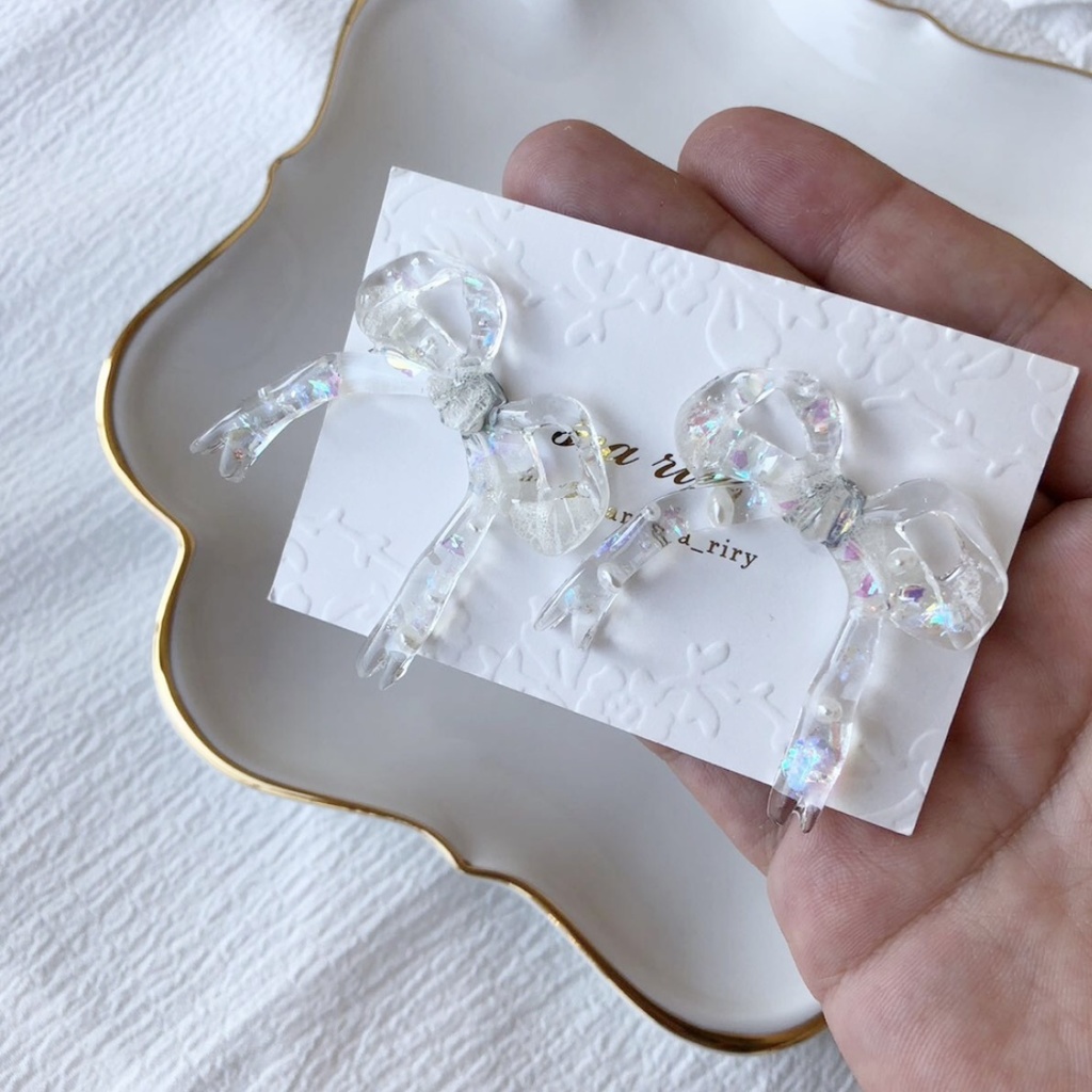 no.8 紫陽花とパールのリボンピアス ribbon ホワイトアナベル パール レジンピアス ハンドメイドピアス