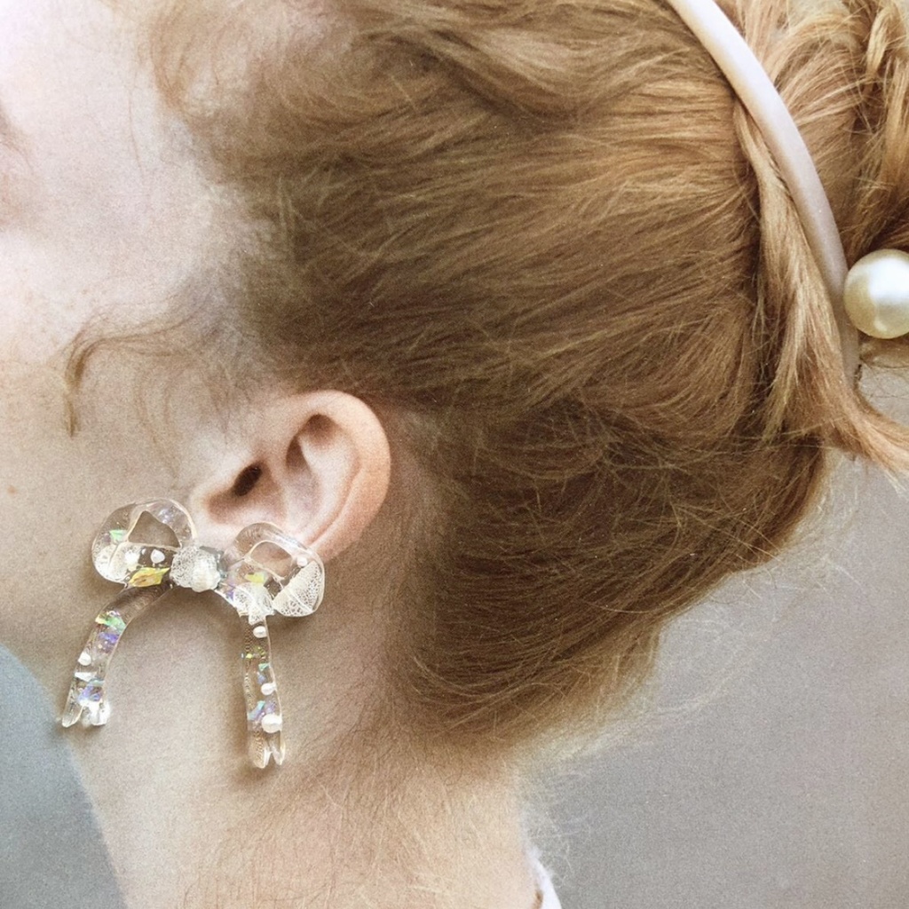 no.8 紫陽花とパールのリボンピアス ribbon ホワイトアナベル パール レジンピアス ハンドメイドピアス