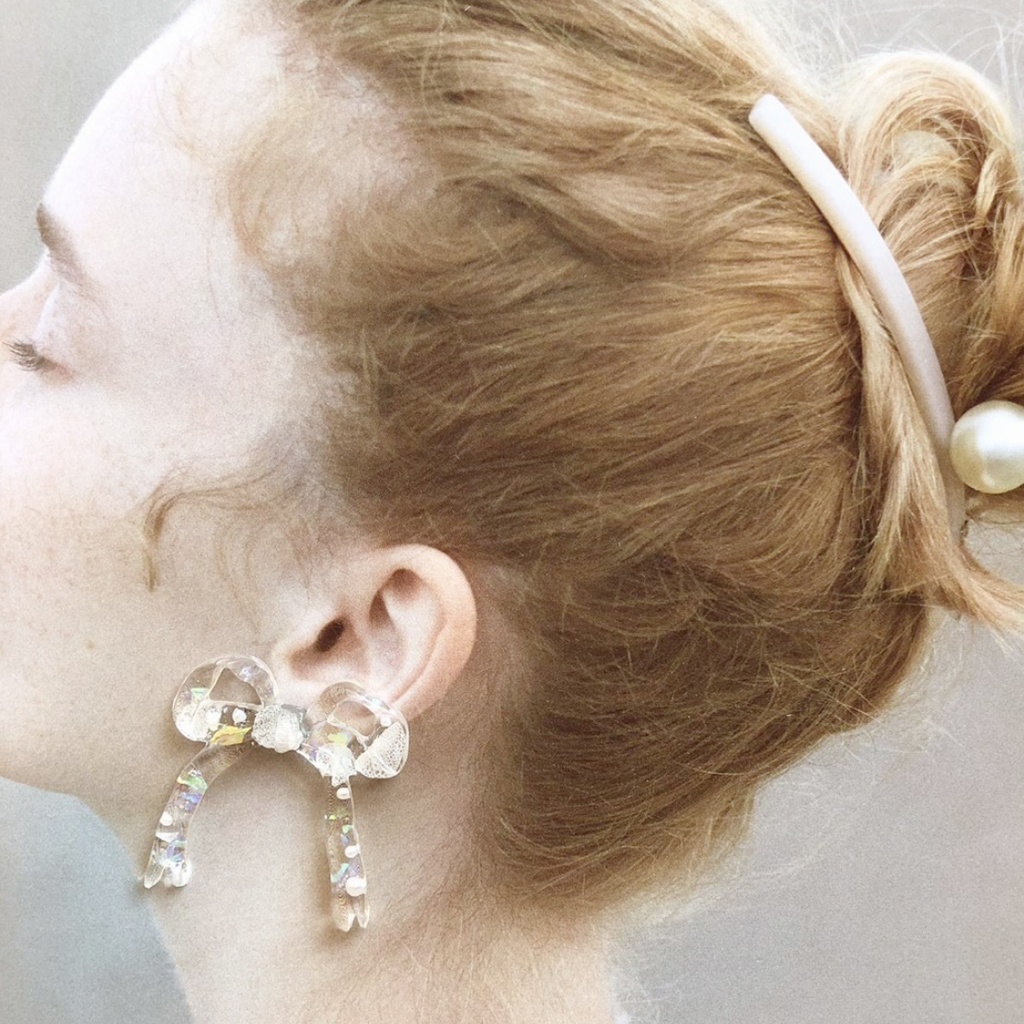 no.8 紫陽花とパールのリボンピアス ribbon ホワイトアナベル パール レジンピアス ハンドメイドピアス