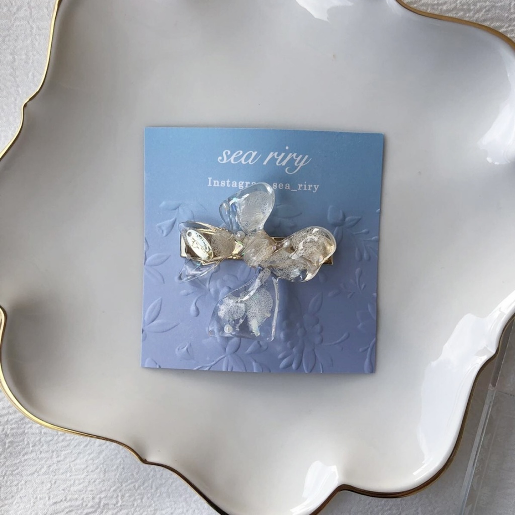 no.9 sale 紫陽花とパールのリボンヘアクリップ あじさい ホワイトアナベル パール ribbon レジンクリップ ヘアアクセサリー ハンドメイドクリップ