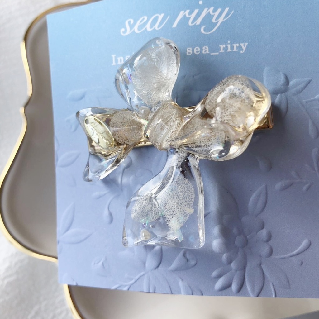 no.9 sale 紫陽花とパールのリボンヘアクリップ あじさい ホワイトアナベル パール ribbon レジンクリップ ヘアアクセサリー ハンドメイドクリップ