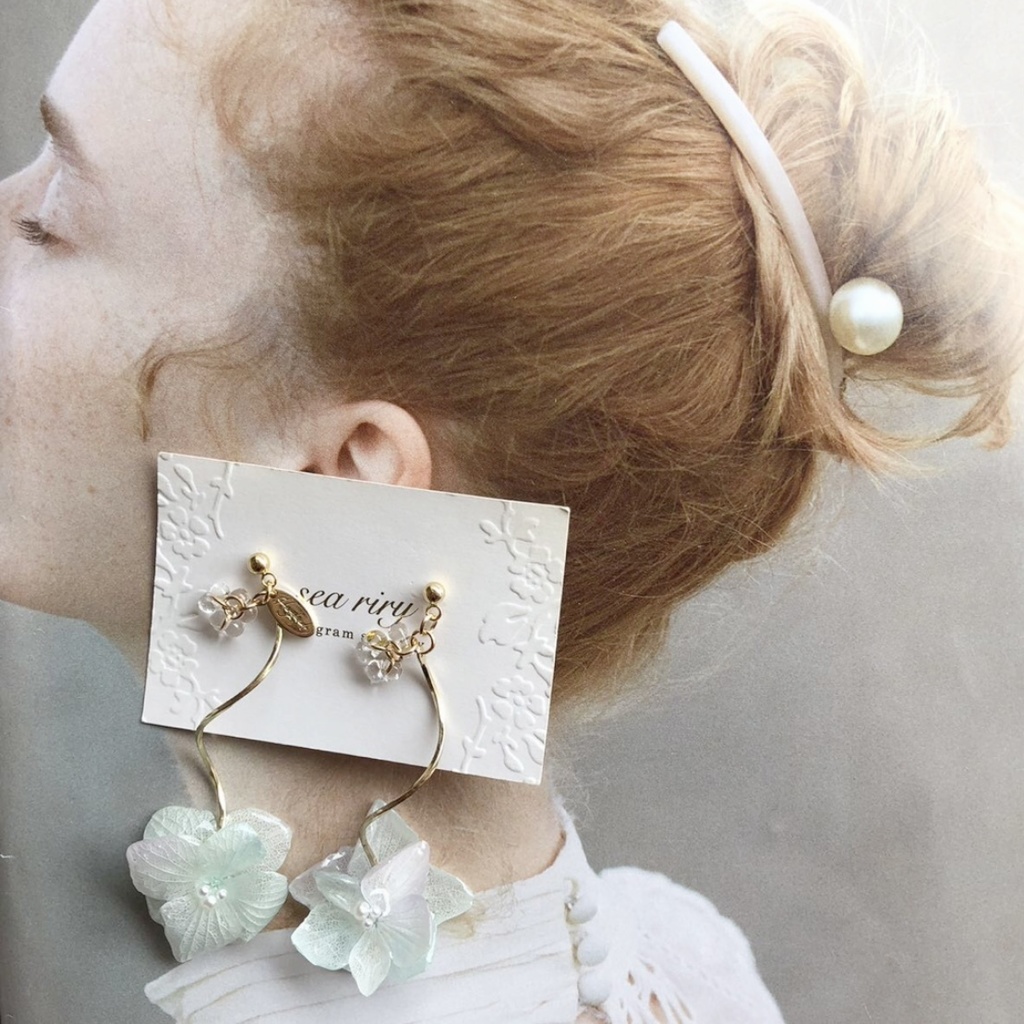 no.11 シャーベットカラーの紫陽花のゆらゆらピアス ドライフラワー あじさい レジンピアス ハンドメイドピアス