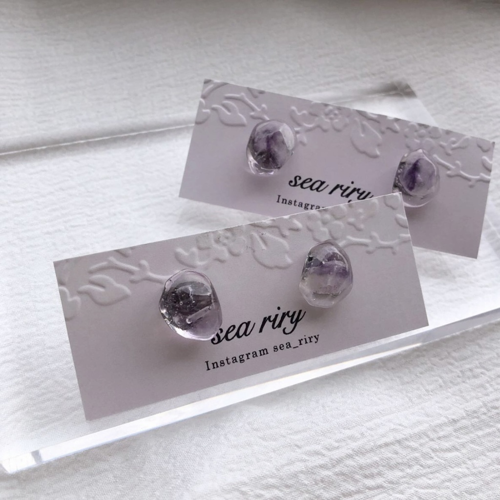 no.12 アメジストの1粒ピアス 天然石 アメジスト パープル 1粒 レジンピアス ハンドメイドピアス