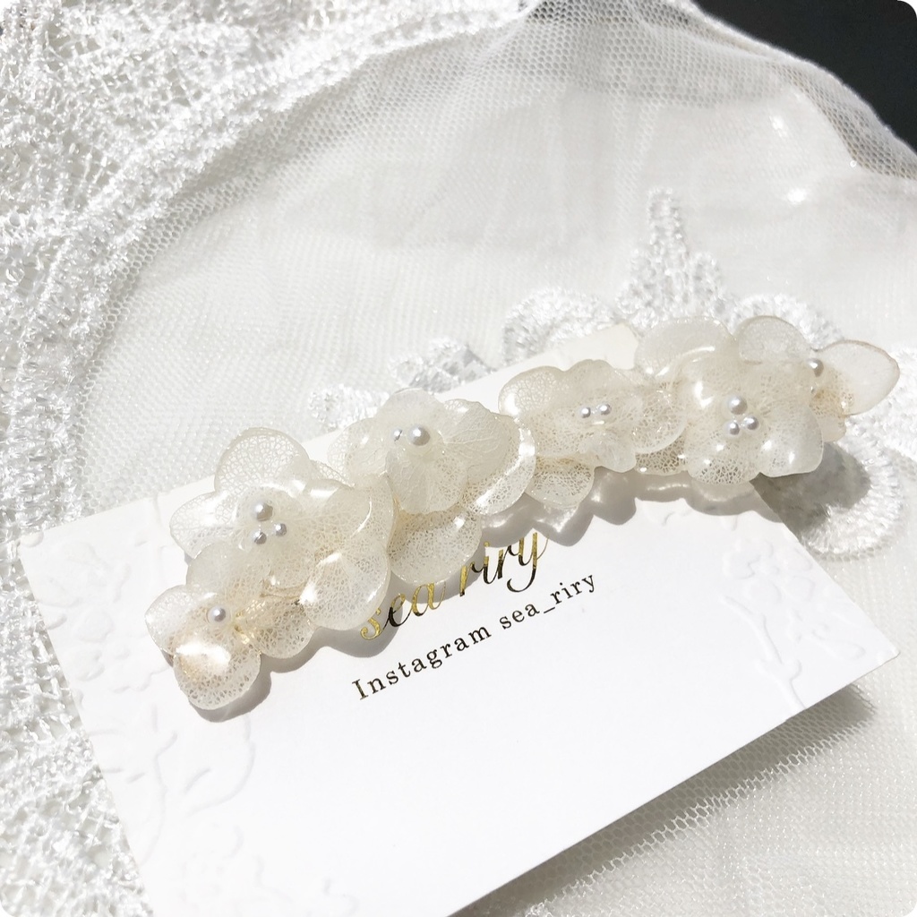 no.14 紫陽花のヘアクリップ あじさい ホワイトアナベル パール アナベル レジンクリップ ヘアアクセサリー ハンドメイドクリップ